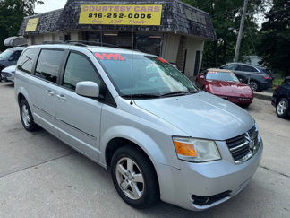 Used 2008 Dodge Grand Caravan SXT image 1