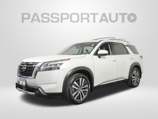 Used 2022 Nissan Pathfinder Platinum w/ Cargo Package image 1