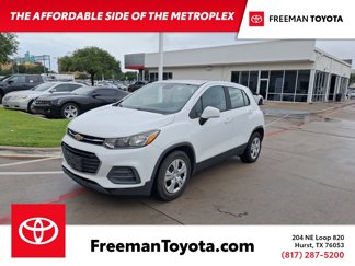 Used 2017 Chevrolet Trax LS image 1