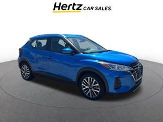 Used 2024 Nissan Kicks SV image 1