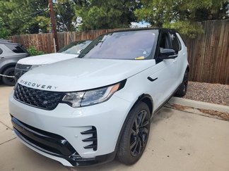 Used 2022 Land Rover Discovery S R-Dynamic image 1