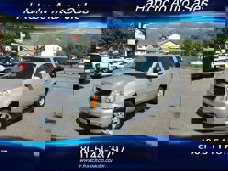Used 2013 GMC Yukon XL SLT image 1