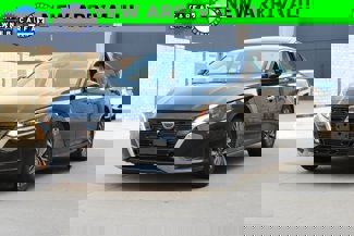 Used 2023 Nissan Altima 2.5 SV image 1