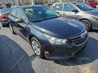 Used 2014 Chevrolet Cruze LS image 1