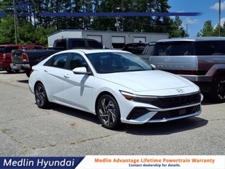 Used 2024 Hyundai Elantra SEL w/ Convenience Package image 1