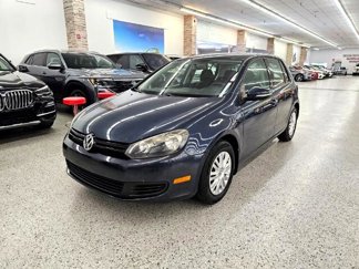Used 2011 Volkswagen Golf 4-Door image 1