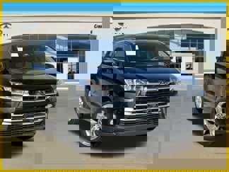 Used 2018 Toyota Highlander FWD V6 image 1