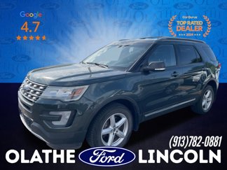 Used 2016 Ford Explorer XLT image 1