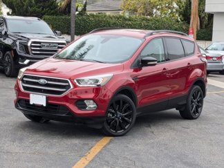 Used 2017 Ford Escape Titanium image 1