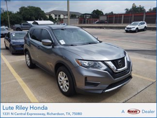 Used 2020 Nissan Rogue S image 1