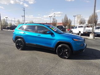Used 2018 Jeep Cherokee Limited w/ Technology Group image 1