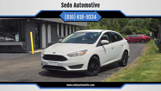 Used 2017 Ford Focus SE image 1