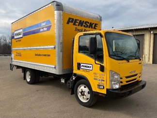 Used 2019 Isuzu NPR image 1