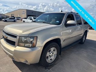 Used 2007 Chevrolet Suburban LT w/ LT Preferred Equipment Group image 1