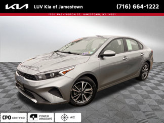 Used 2022 Kia Forte LXS image 1