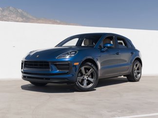 Certified 2022 Porsche Macan image 1