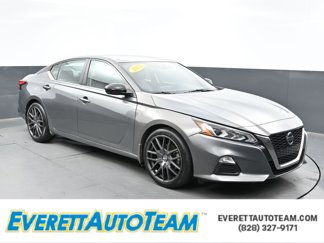 Used 2022 Nissan Altima 2.5 SR image 1