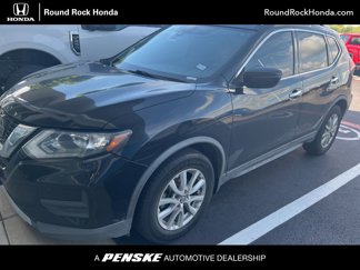 Used 2019 Nissan Rogue SV image 1