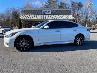 Used 2017 INFINITI Q70 L 3.7 w/ Deluxe Touring Package image 1