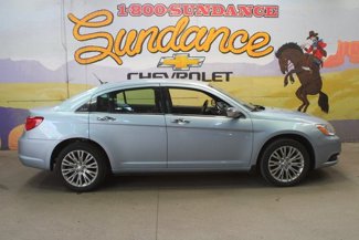 Used 2012 Chrysler 200 Limited image 1
