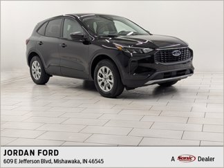 New 2025 Ford Escape Active w/ Cold Weather Package image 1