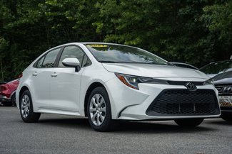 Used 2021 Toyota Corolla LE image 1