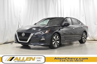 Used 2022 Nissan Altima 2.5 SV image 1