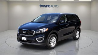 Used 2018 Kia Sorento LX image 1