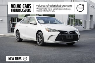 Used 2017 Toyota Camry XSE image 1