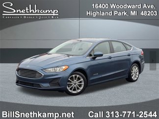Used 2019 Ford Fusion SE image 1