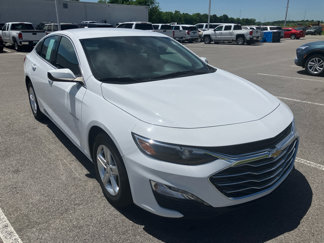 Used 2023 Chevrolet Malibu LT image 1