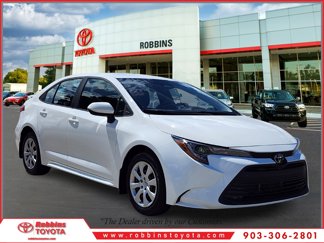 Used 2024 Toyota Corolla LE image 1