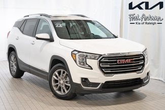 Used 2022 GMC Terrain SLT w/ Infotainment Package II image 1