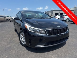 Used 2017 Kia Forte LX w/ LX Popular Package image 1