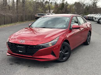 Used 2022 Hyundai Elantra SEL image 1