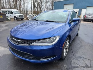 Used 2016 Chrysler 200 S image 1