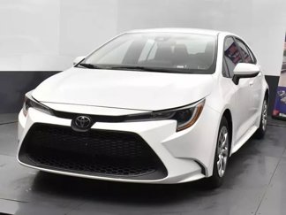 Used 2021 Toyota Corolla LE image 1