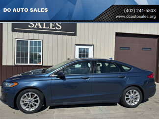 Used 2019 Ford Fusion SE image 1