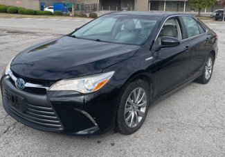 Used 2017 Toyota Camry XLE image 1