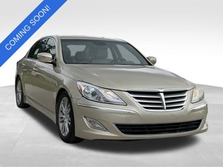 Used 2012 Hyundai Genesis 3.8 w/ Premium Pkg image 1