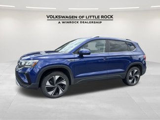 Used 2023 Volkswagen Taos SE image 1