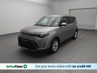 Used 2023 Kia Soul LX w/ LX Technology Package image 1