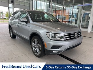 Used 2020 Volkswagen Tiguan SEL image 1