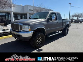 Used 2004 Ford F250 Lariat image 1