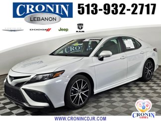 Used 2023 Toyota Camry SE image 1