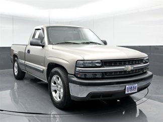 Used 2002 Chevrolet Silverado 1500 2WD Regular Cab image 1