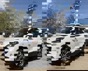 Used 2022 Ford Escape SEL image 1