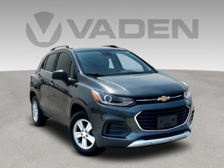 Used 2020 Chevrolet Trax LT w/ Driver Confidence Package image 1