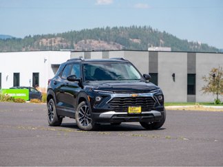 Used 2024 Chevrolet TrailBlazer LT w/ LT Cold Weather Package image 1