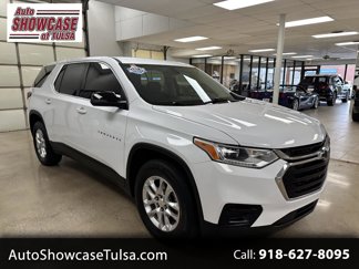Used 2021 Chevrolet Traverse LS image 1
